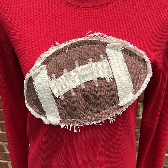Lost Petal Linens Red Football Appliqué Long Sleeve Thermal Tshirt. Size Small - Picture 2 of 3